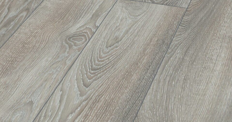 Bearfoot | Castle Oak Silver